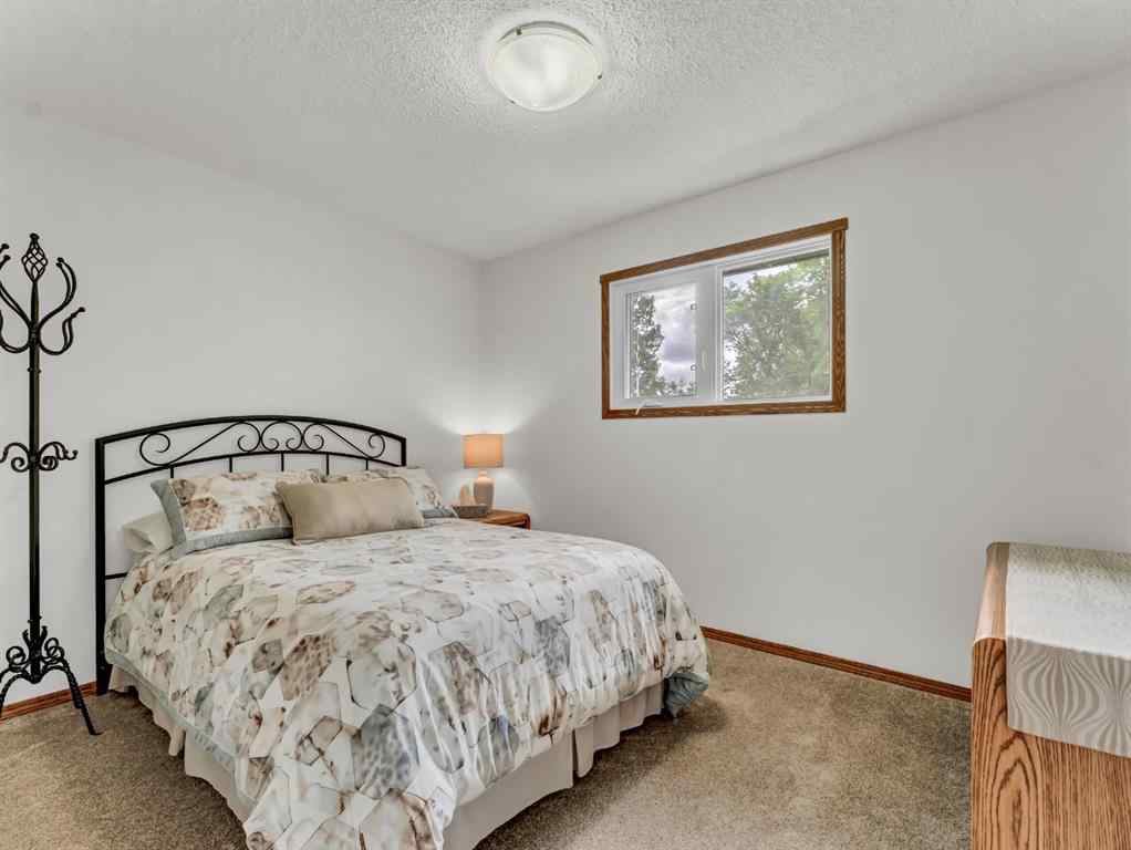 MLS® A2250854 - 7525 Highway 3   in NONE Rural Cypress County, Residential