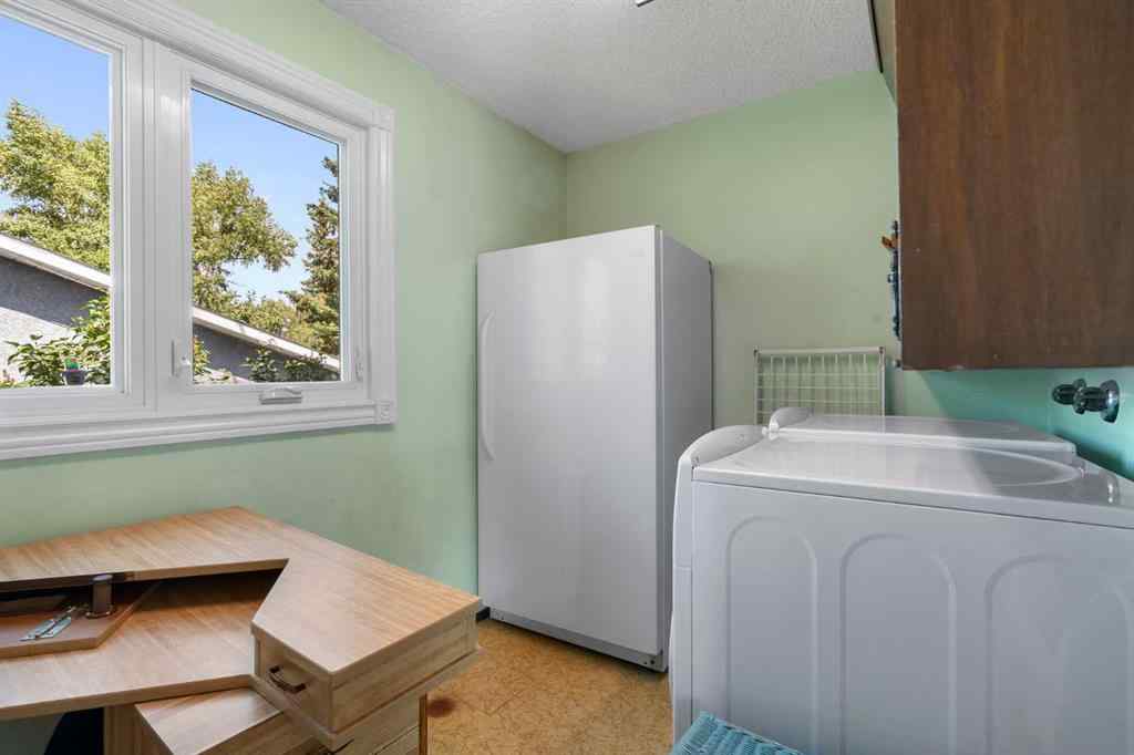 MLS® A2250859 - 4214 50 Avenue  in NONE Olds, Residential