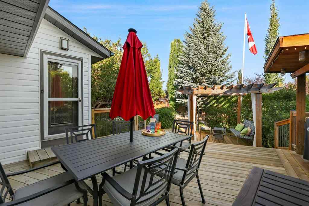 MLS® A2250877 - 49 Sunmeadows Place SE in Sundance Calgary, Residential