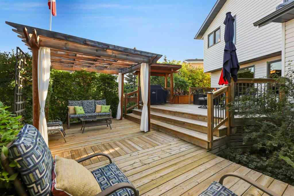 MLS® A2250877 - 49 Sunmeadows Place SE in Sundance Calgary, Residential
