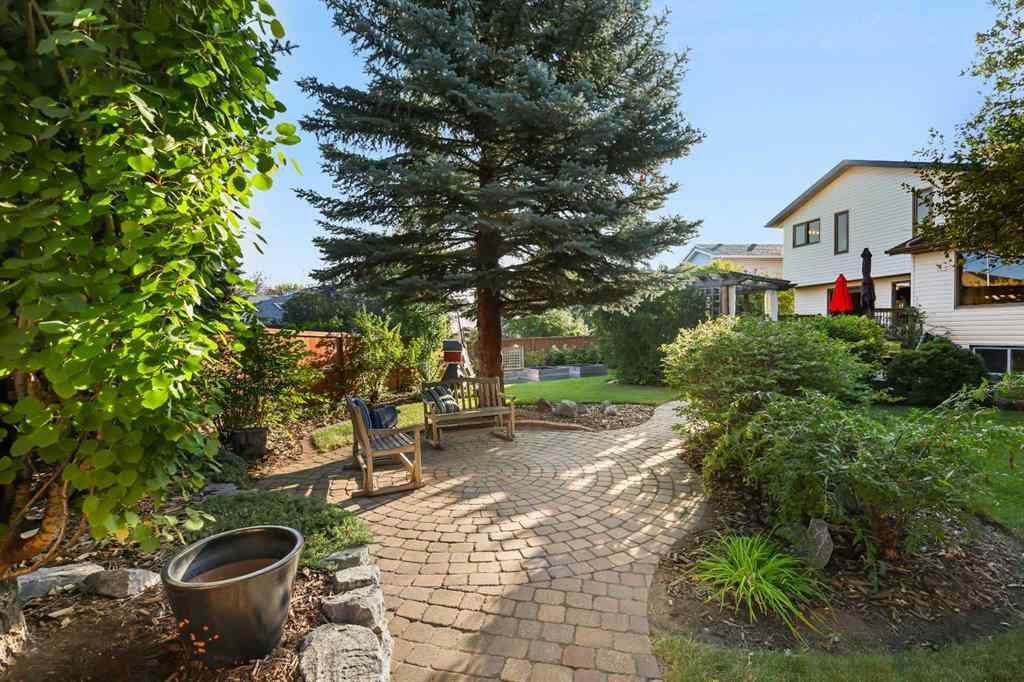 MLS® A2250877 - 49 Sunmeadows Place SE in Sundance Calgary, Residential