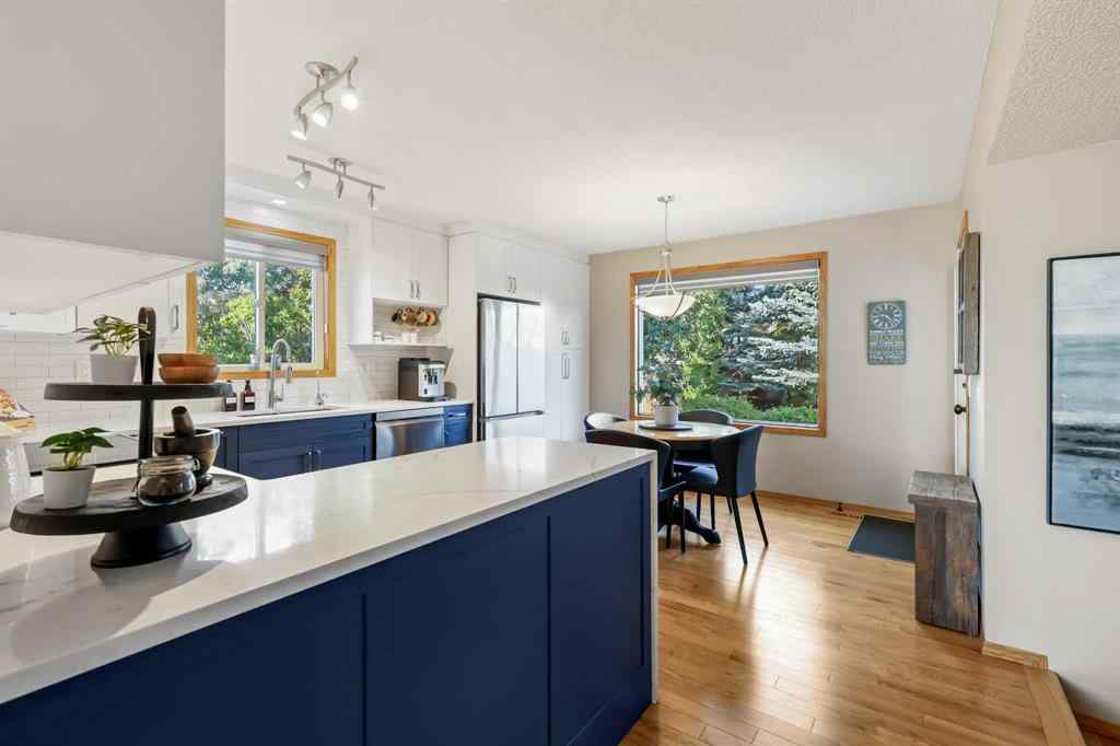 MLS® A2250877 - 49 Sunmeadows Place SE in Sundance Calgary, Residential