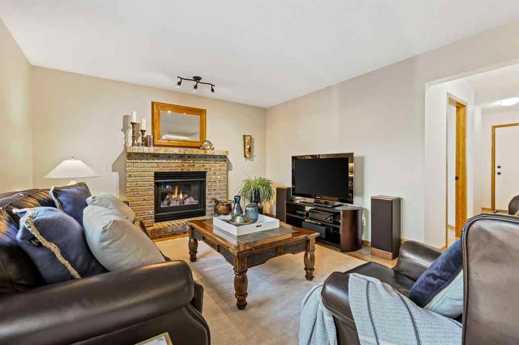 MLS® A2250877 - 49 Sunmeadows Place SE in Sundance Calgary, Residential