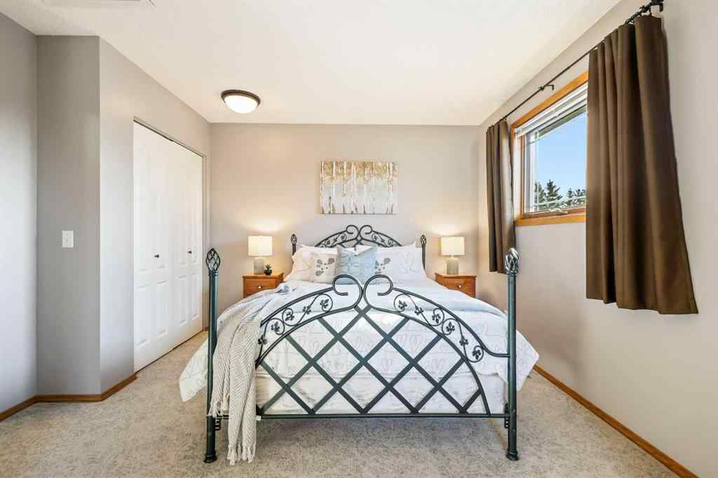 MLS® A2250877 - 49 Sunmeadows Place SE in Sundance Calgary, Residential