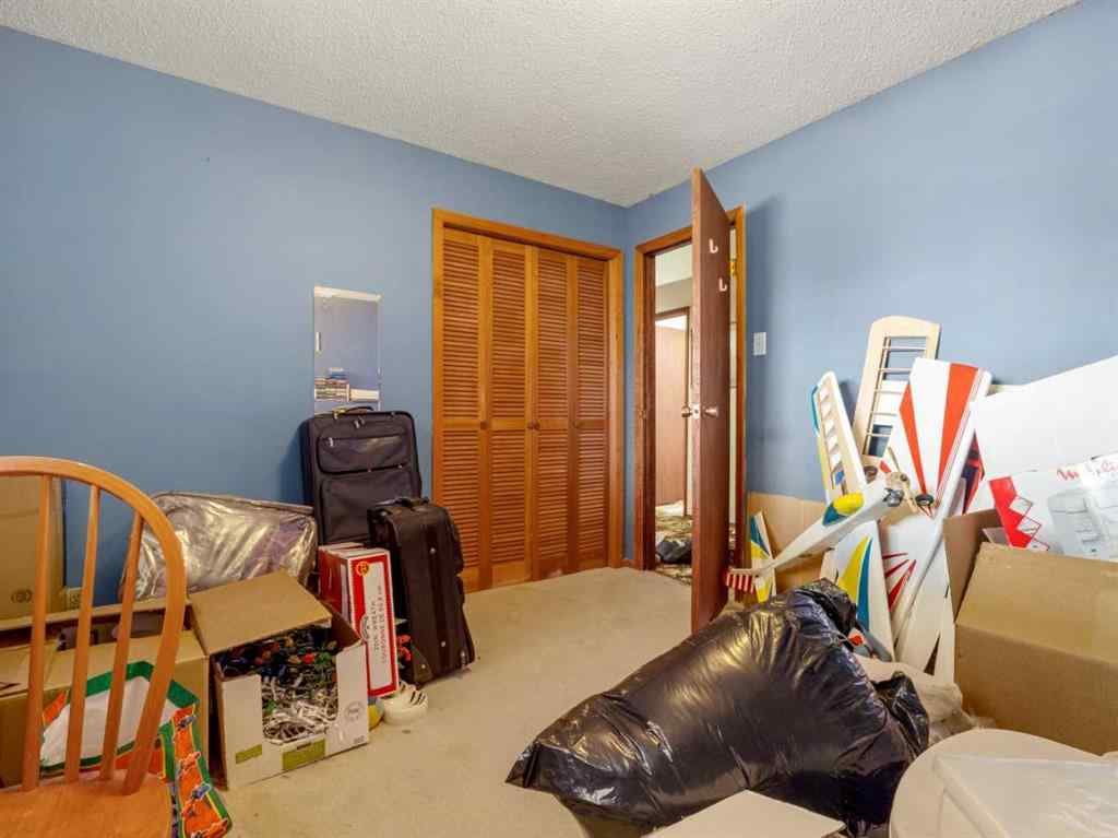MLS® A2250879 - 18 Sheridan Place W in Varsity Village Lethbridge, Residential