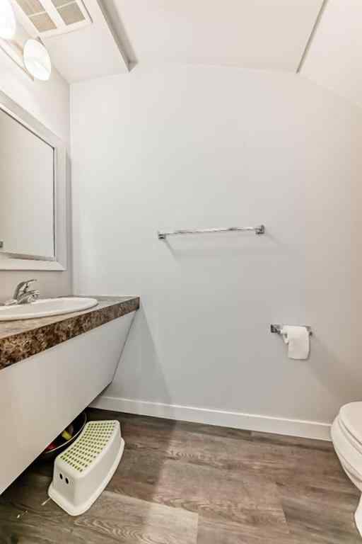 MLS® A2250882 - Unit #106 1740 9 Street NW in Mount Pleasant Calgary, Residential