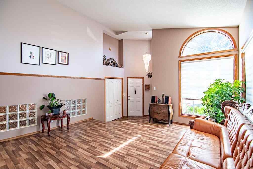 MLS® A2250885 - 22 Doan Avenue  in Deer Park Village Red Deer, Residential