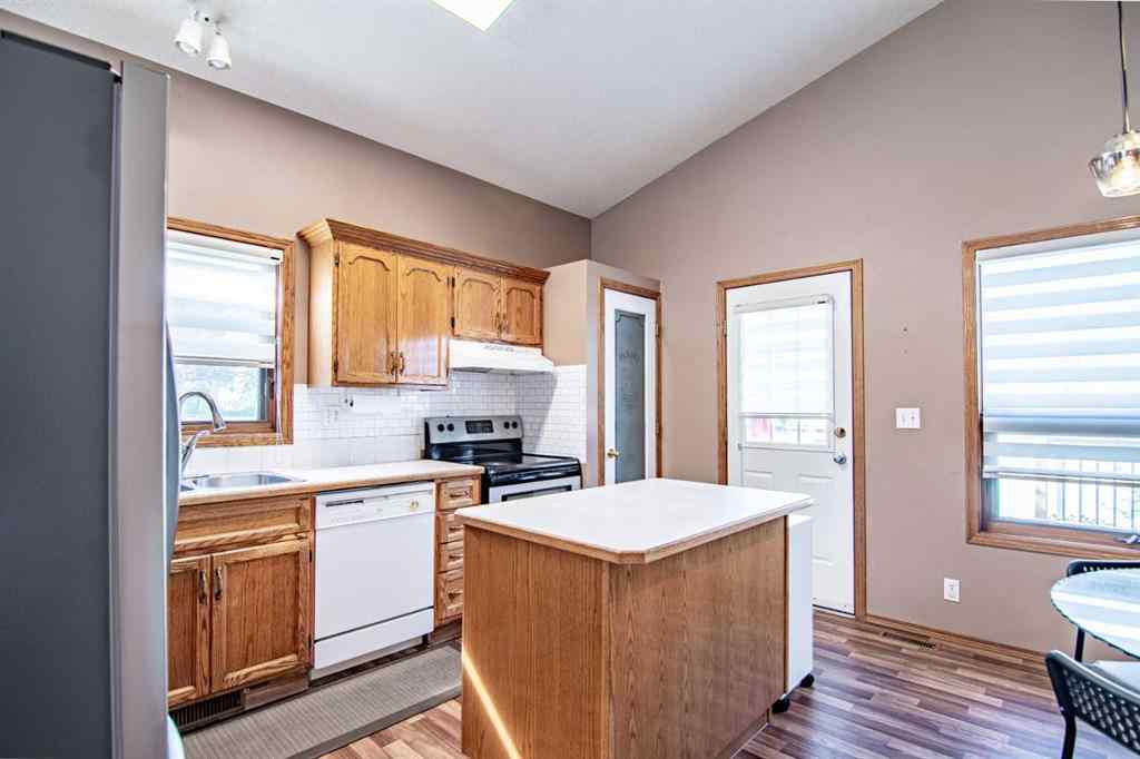 MLS® A2250885 - 22 Doan Avenue  in Deer Park Village Red Deer, Residential