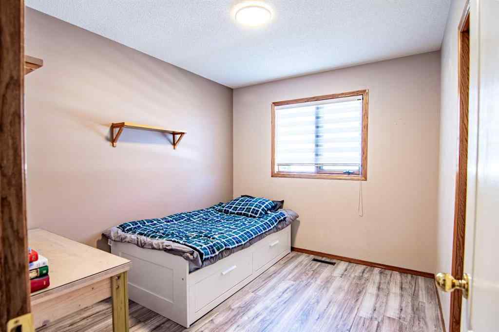 MLS® A2250885 - 22 Doan Avenue  in Deer Park Village Red Deer, Residential