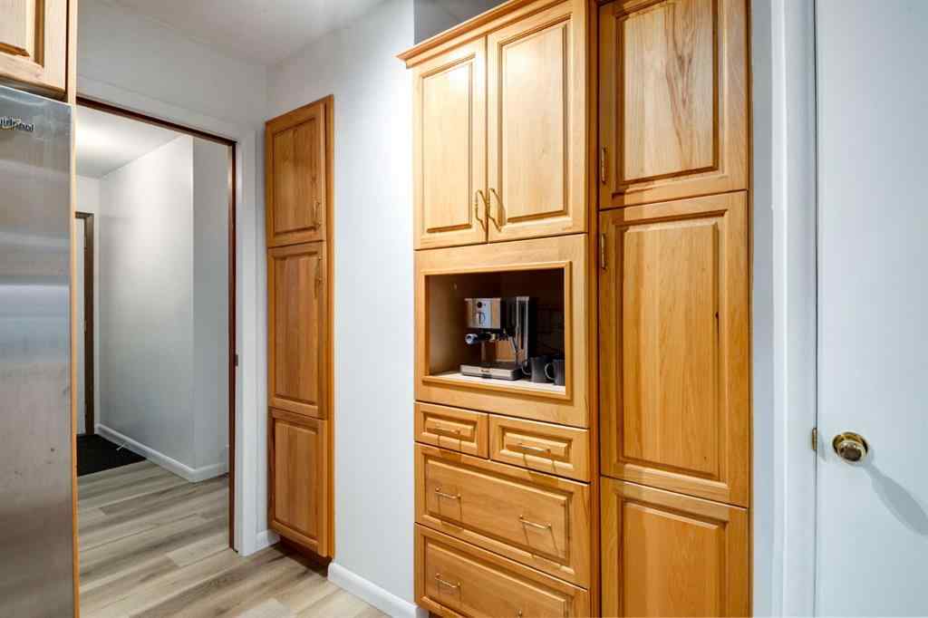 MLS® A2250887 - 6016 Thornburn Drive NW in Thorncliffe Calgary, Residential