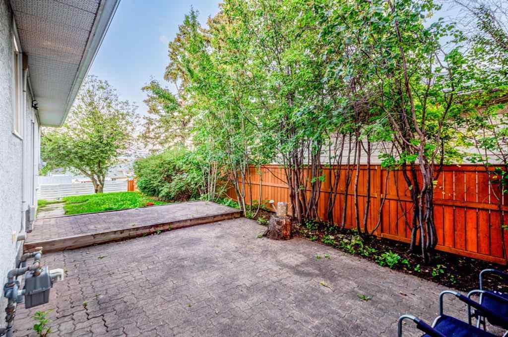 MLS® A2250887 - 6016 Thornburn Drive NW in Thorncliffe Calgary, Residential