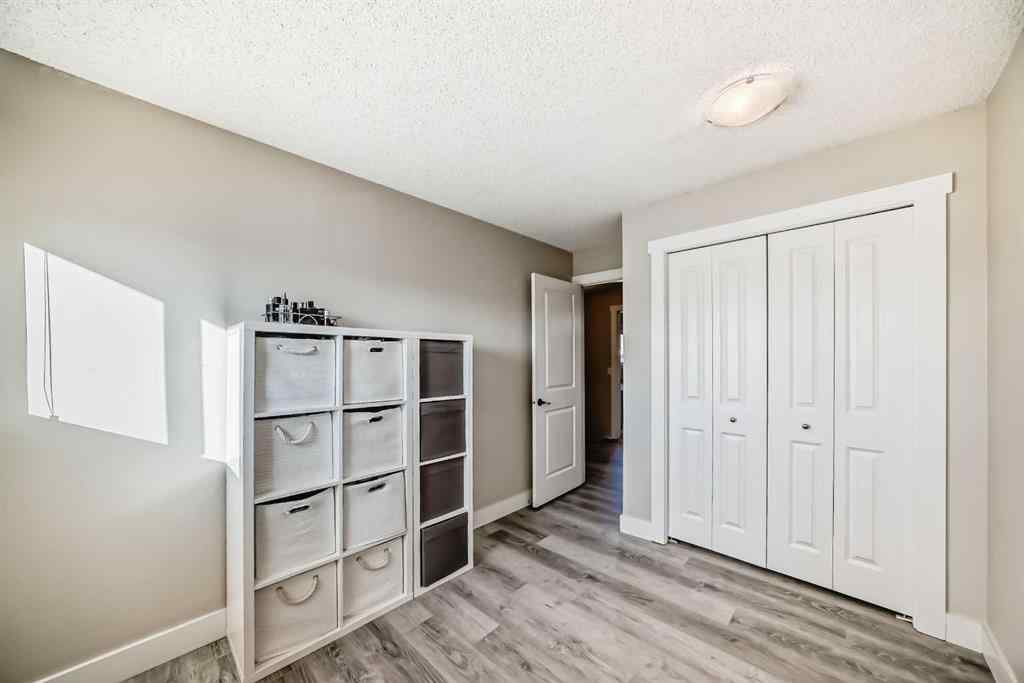 MLS® A2250890 - 3920 44 Avenue NE in Whitehorn Calgary, Residential