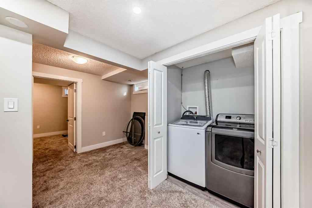 MLS® A2250890 - 3920 44 Avenue NE in Whitehorn Calgary, Residential