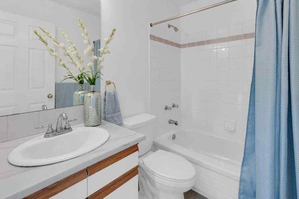 MLS® A2250892 - 58 Citadel Gardens NW in Citadel Calgary, Residential