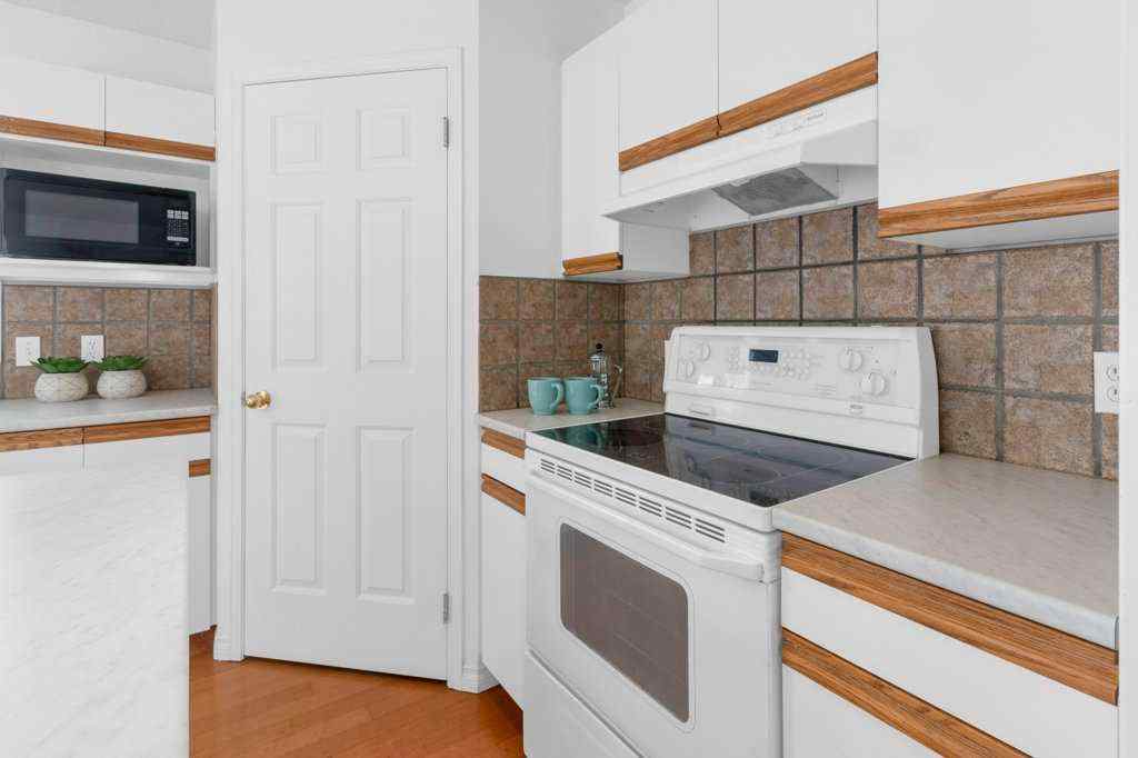 MLS® A2250892 - 58 Citadel Gardens NW in Citadel Calgary, Residential