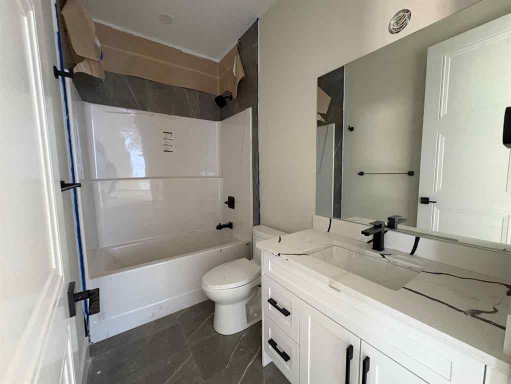 MLS® A2250897 - 425 Watercrest Place  in Waterford Estates Chestermere, Residential