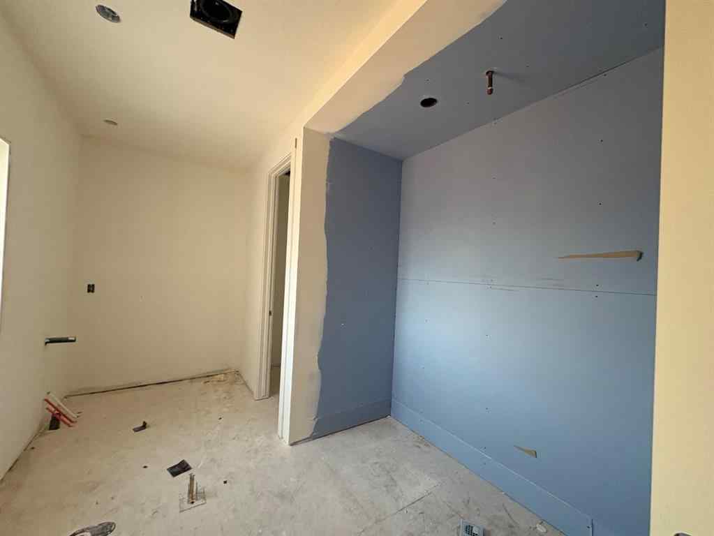 MLS® A2250898 - 9 Watercrest Row  in Waterford Estates Chestermere, Residential