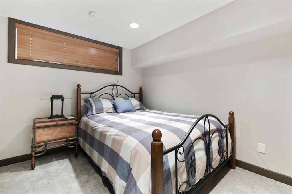 MLS® A2250903 - 2908 7 Avenue NW in Parkdale Calgary, Residential