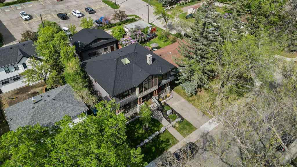 MLS® A2250903 - 2908 7 Avenue NW in Parkdale Calgary, Residential