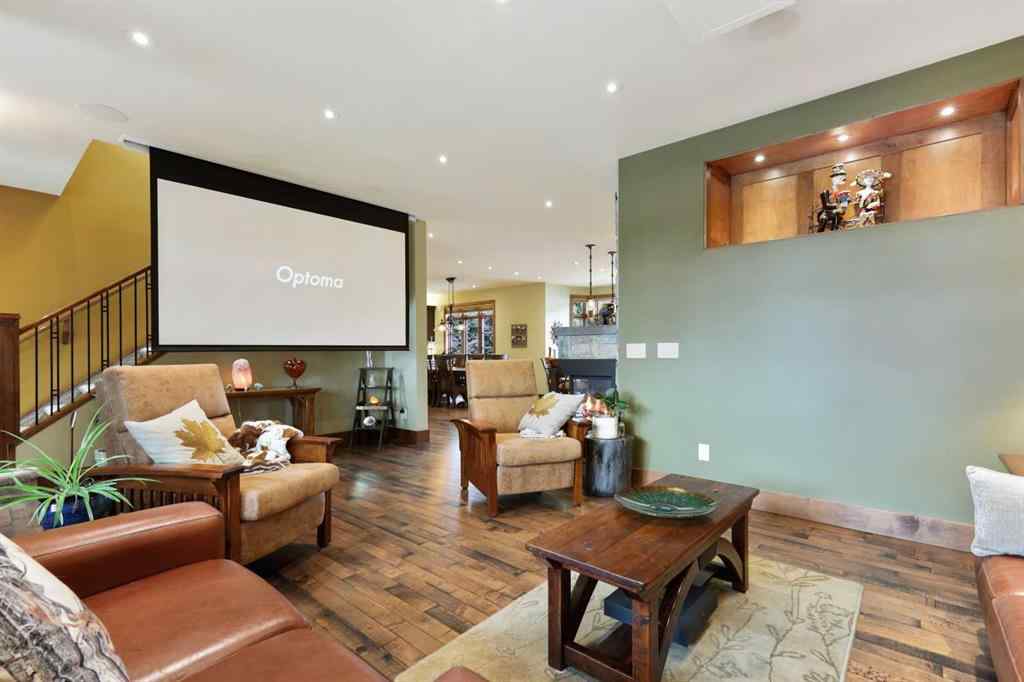 MLS® A2250903 - 2908 7 Avenue NW in Parkdale Calgary, Residential