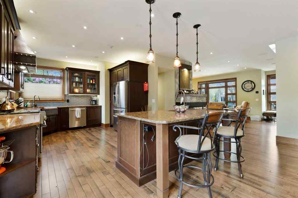 MLS® A2250903 - 2908 7 Avenue NW in Parkdale Calgary, Residential