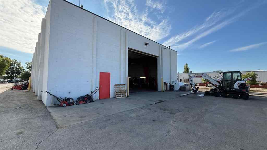 MLS® A2250909 - 610 30 Street N in Shackleford Industrial Park Lethbridge, Commercial