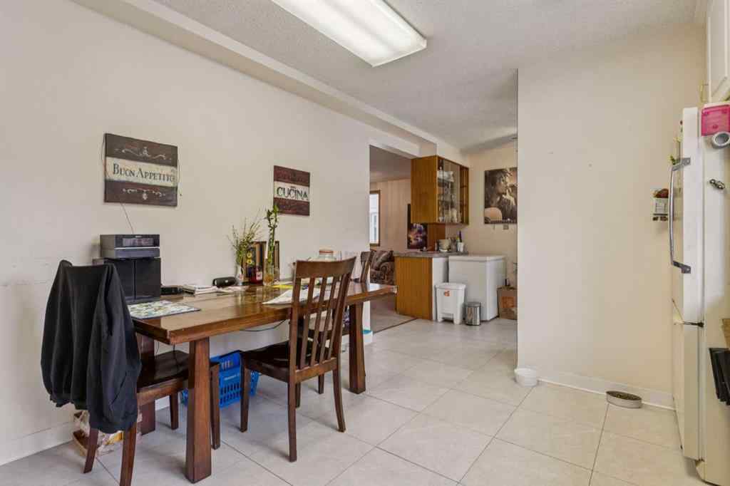 MLS® A2250914 - 233 27 Avenue NE in Tuxedo Park Calgary, Residential