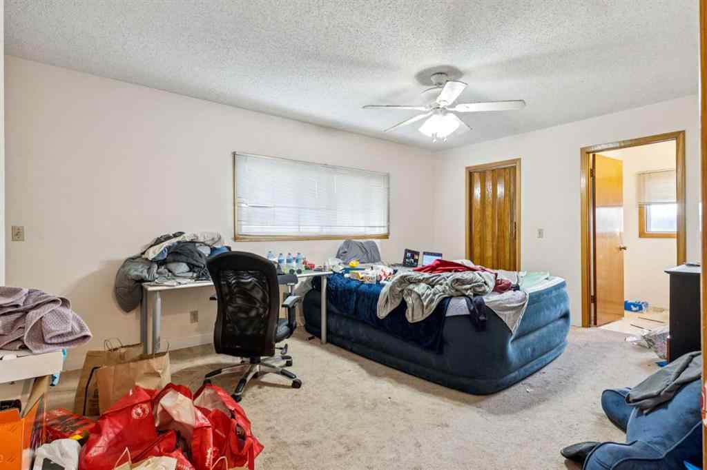 MLS® A2250914 - 233 27 Avenue NE in Tuxedo Park Calgary, Residential