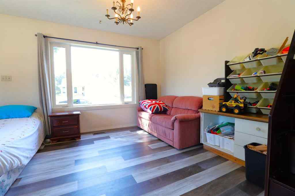 MLS® A2250920 - 771 Mountain Street  in NONE Pincher Creek, Residential
