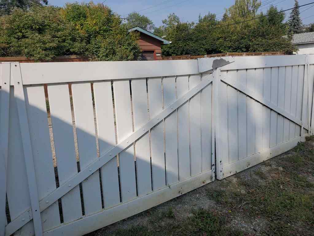 MLS® A2250921 - 439 Arlington Drive SE in Acadia Calgary, Residential