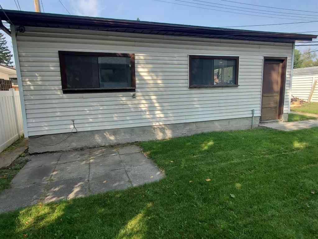 MLS® A2250921 - 439 Arlington Drive SE in Acadia Calgary, Residential