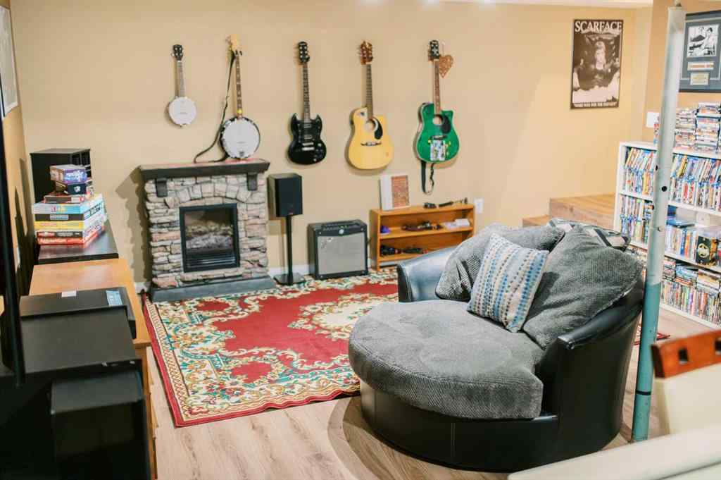 MLS® A2250923 - 19 McNabb Street  in NONE Erskine, Residential