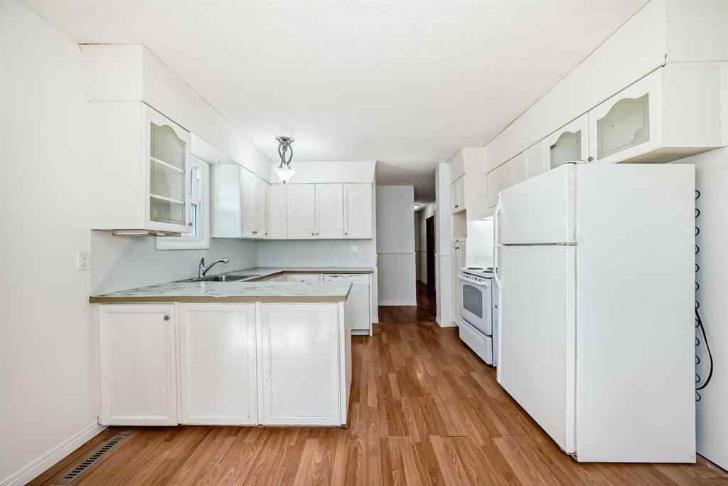 MLS® A2250937 - 2023 46 Street SE in Forest Lawn Calgary, Residential