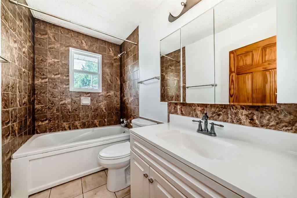 MLS® A2250937 - 2023 46 Street SE in Forest Lawn Calgary, Residential