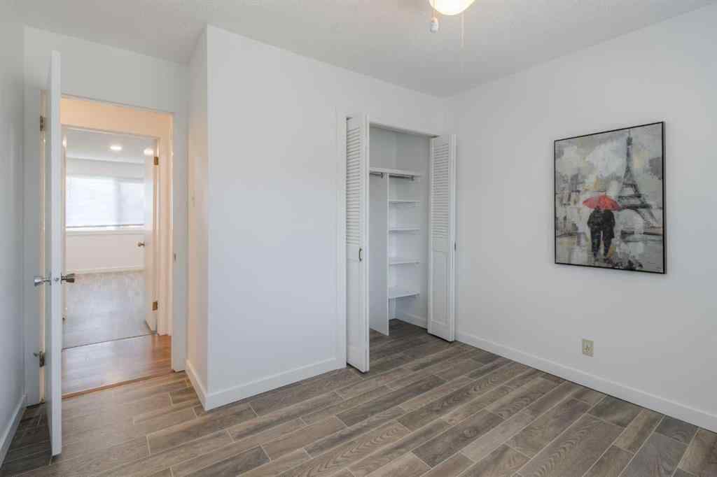 MLS® A2250939 - 946 Columbia Boulevard W in Varsity Village Lethbridge, Residential