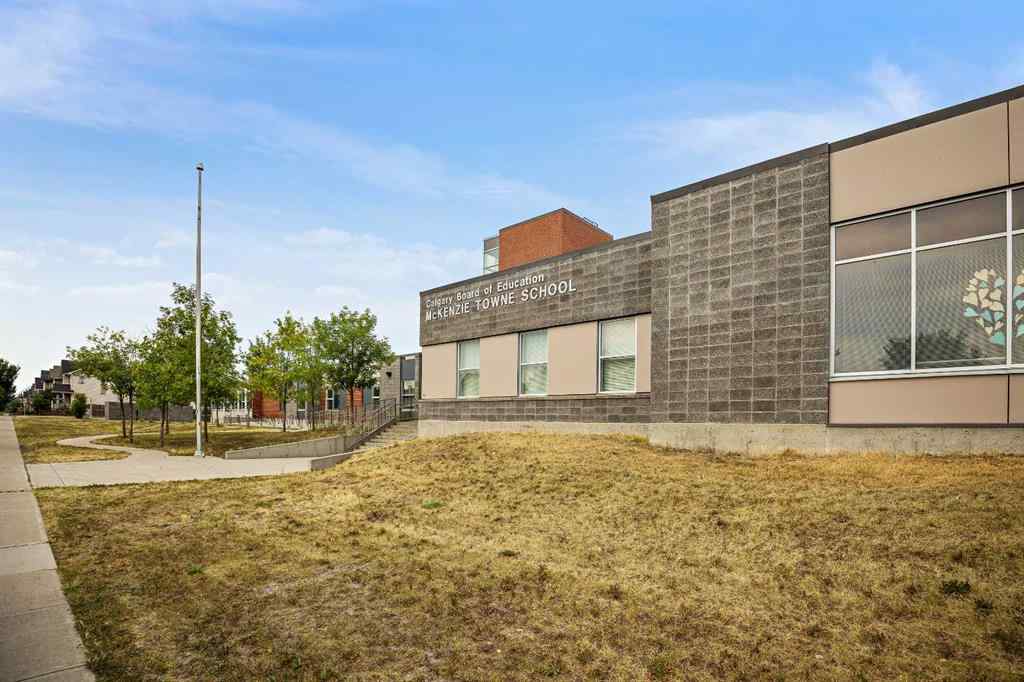 MLS® A2250941 - Unit #4209 10 Prestwick Bay SE in McKenzie Towne Calgary, Residential