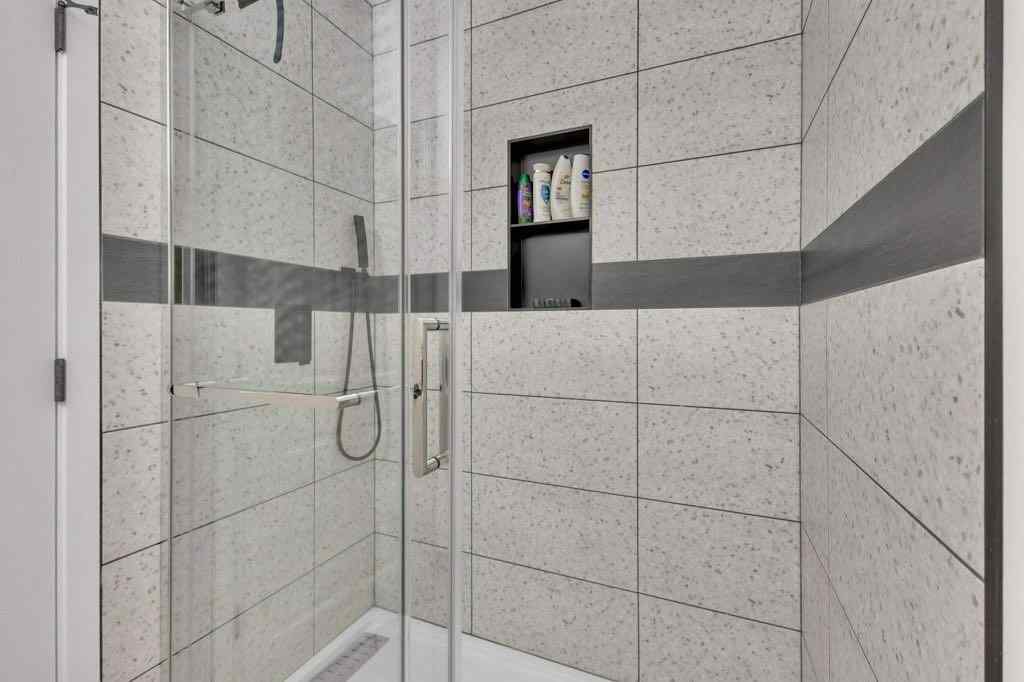 MLS® A2250946 - 40 Drever Close  in Deer Park Village Red Deer, Residential