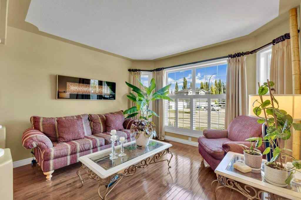 MLS® A2250946 - 40 Drever Close  in Deer Park Village Red Deer, Residential