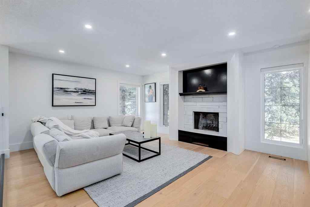 MLS® A2250950 - 1206 Varsity Estates Road NW in Varsity Calgary, Residential