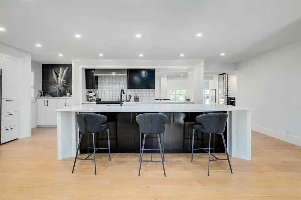 MLS® A2250950 - 1206 Varsity Estates Road NW in Varsity Calgary, Residential