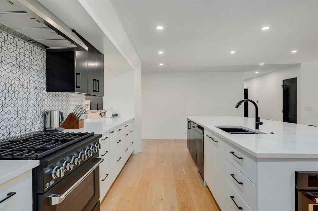 MLS® A2250950 - 1206 Varsity Estates Road NW in Varsity Calgary, Residential