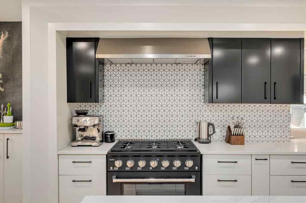 MLS® A2250950 - 1206 Varsity Estates Road NW in Varsity Calgary, Residential
