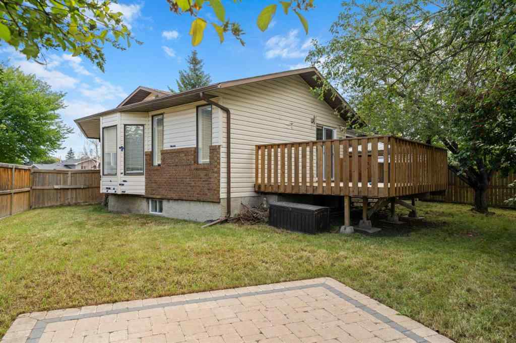MLS® A2250953 - 325 Big Springs Court SE in Big Springs Airdrie, Residential