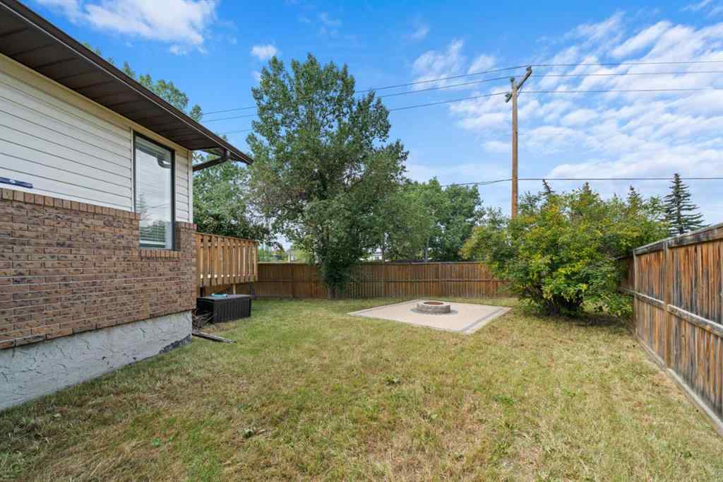 MLS® A2250953 - 325 Big Springs Court SE in Big Springs Airdrie, Residential