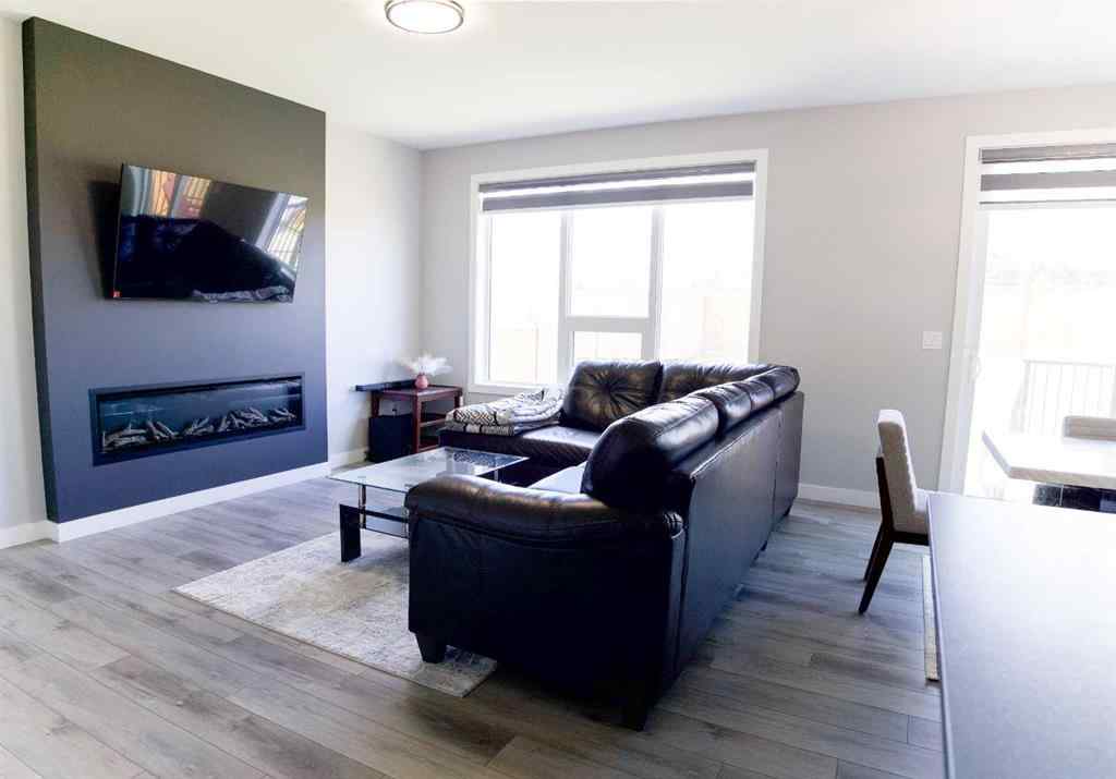 MLS® A2250954 - 119 Crestview Boulevard  in Crestview Sylvan Lake, Residential
