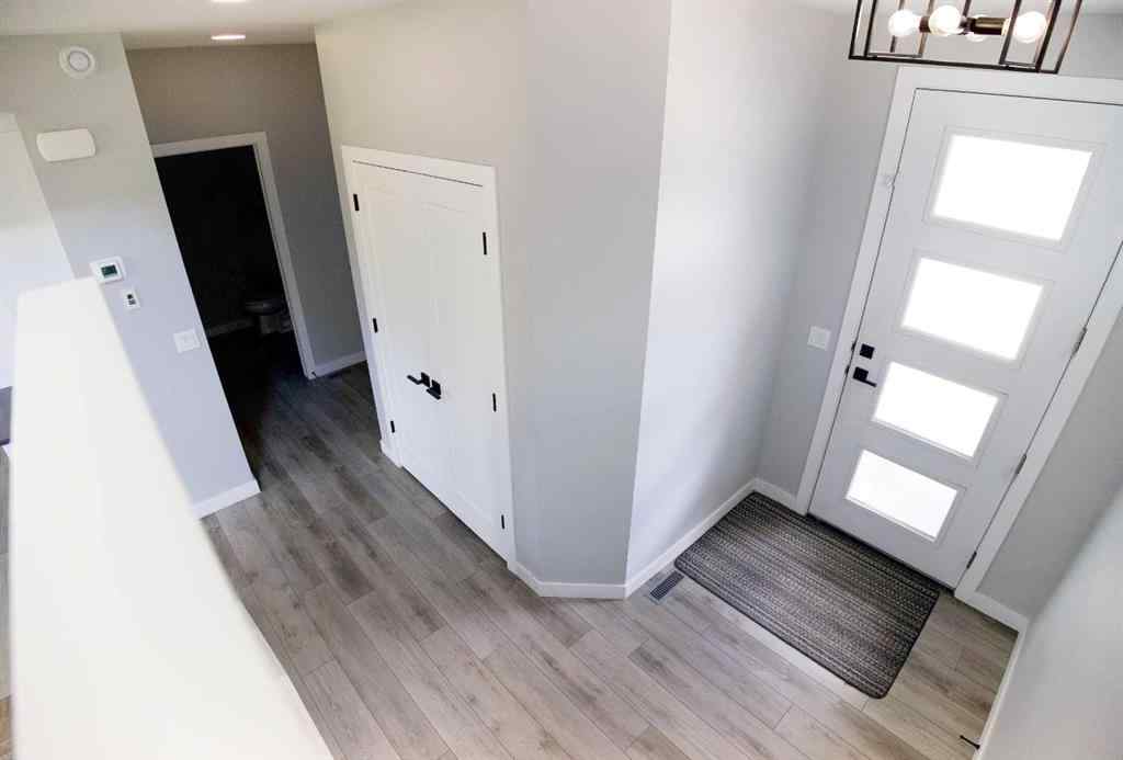 MLS® A2250954 - 119 Crestview Boulevard  in Crestview Sylvan Lake, Residential