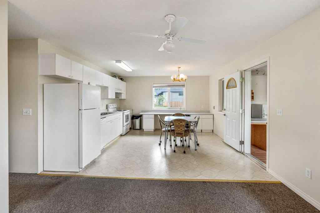 MLS® A2250969 - 2729 226 Street  in NONE Bellevue, Residential