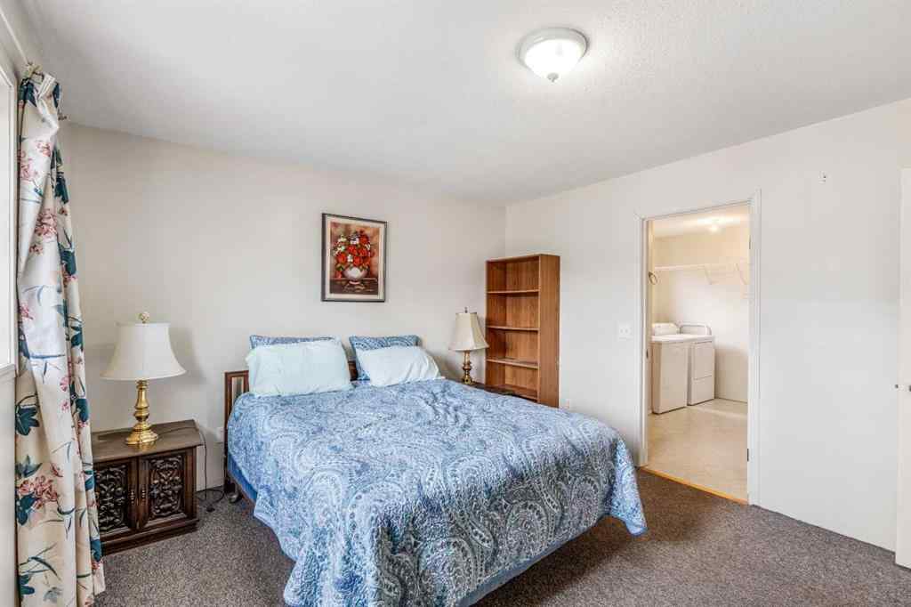 MLS® A2250969 - 2729 226 Street  in NONE Bellevue, Residential
