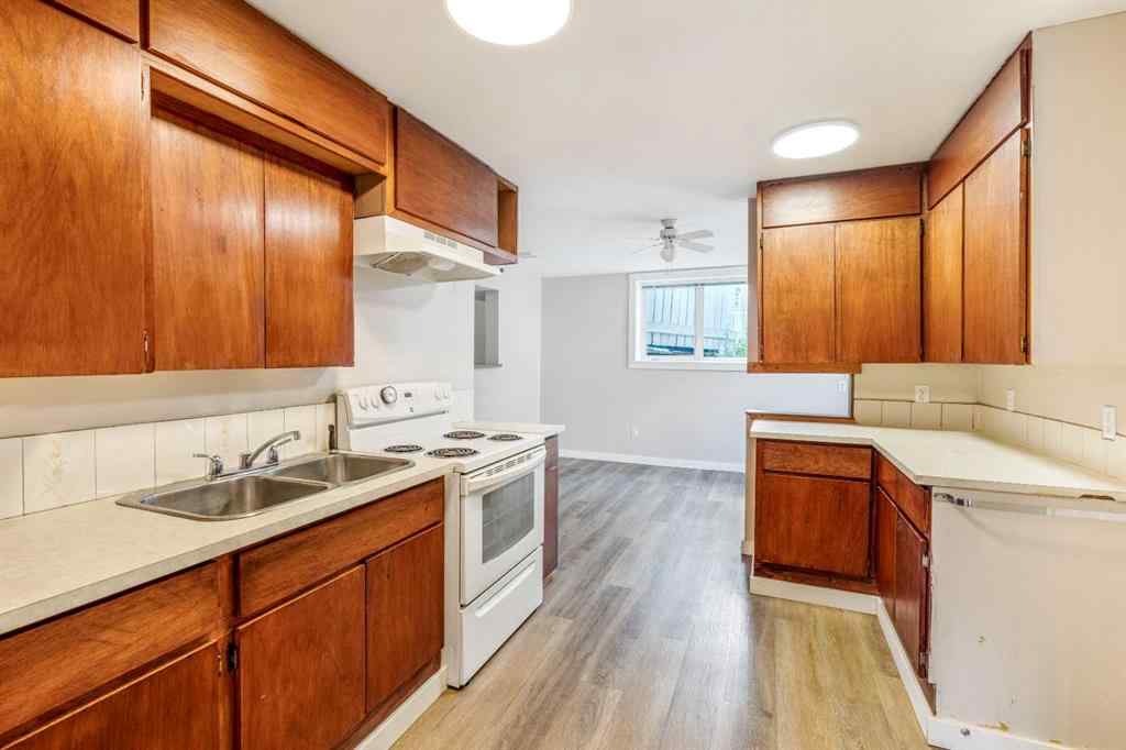 MLS® A2250969 - 2729 226 Street  in NONE Bellevue, Residential