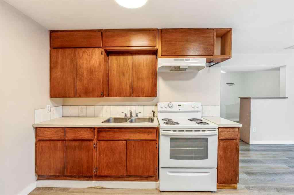 MLS® A2250969 - 2729 226 Street  in NONE Bellevue, Residential